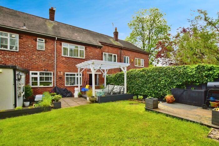 3 Bedroom Terraced House For Sale In Heybrook Road, Manchester, M23