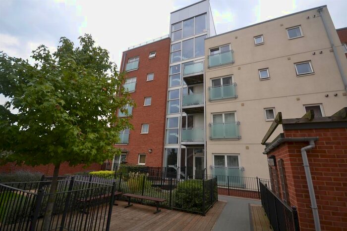 1 Bedroom Flat To Rent In Malcolm Place, Caversham Road, Reading, Berkshire, RG1