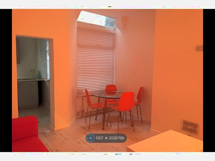 3 Bedroom Terraced House To Rent In Milnthorpe Street, Manchester, M6