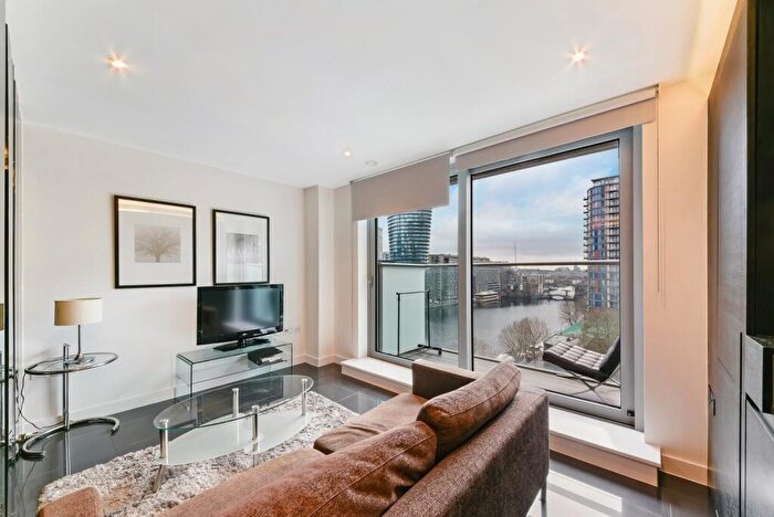 Flat For Sale In Pan Peninsula, Pan Peninsula Square, Canary Wharf, London, E14