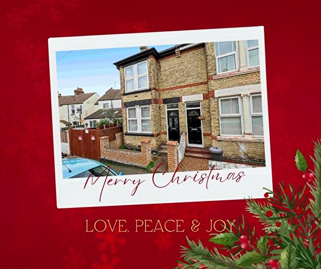 3 Bedroom Terraced House For Sale In Louisville Avenue, Gillingham, ME7