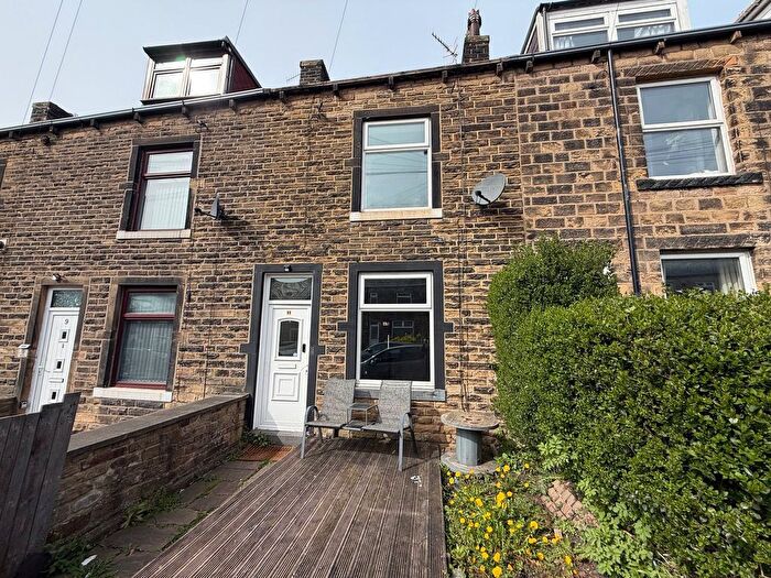 3 Bedroom Terraced House For Sale In Bar Lane, Riddlesden, Keighley, BD20