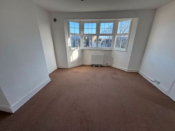 2 Bedroom Flat To Rent In Sweyn Road, Margate, CT9