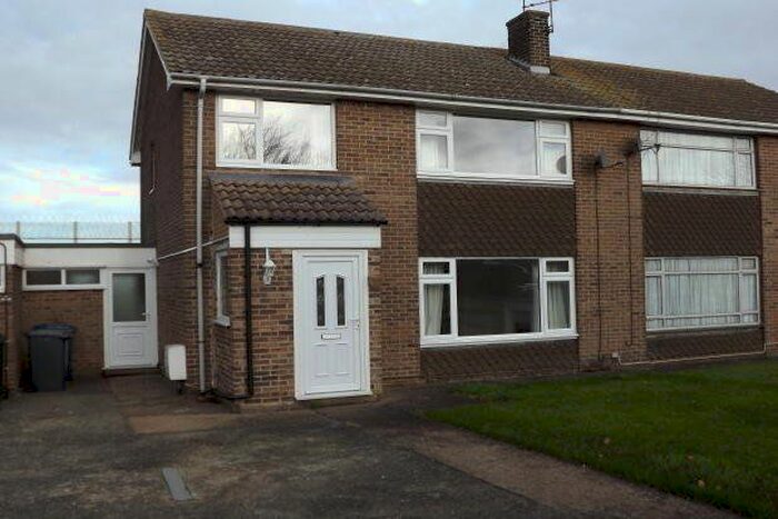 3 Bedroom Semi-Detached House To Rent In Cranmer Avenue, Whatton, Nottingham, NG13
