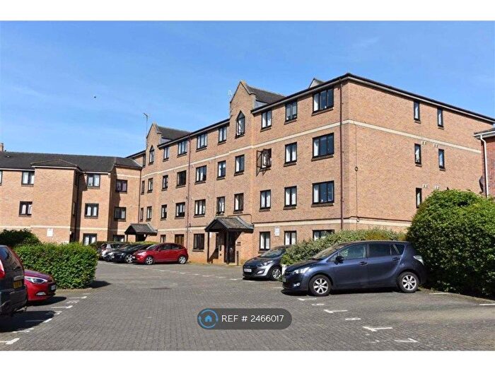 2 Bedroom Flat To Rent In Henry Bird Way, Northampton, NN4