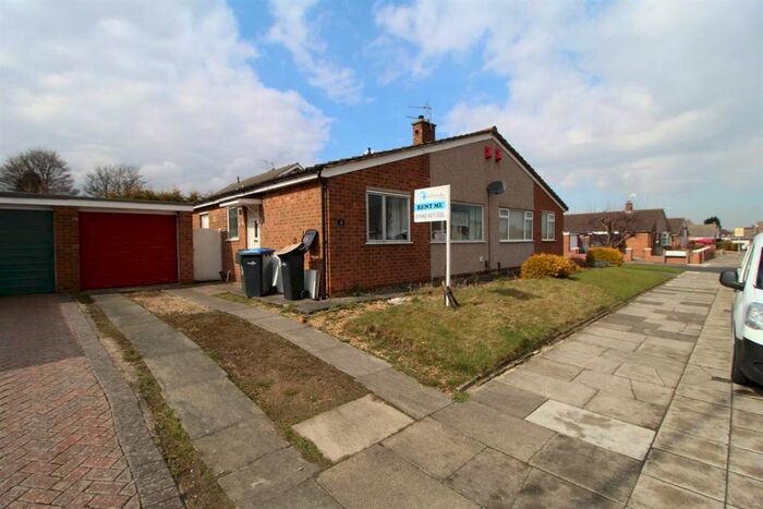 2 Bedroom Bungalow To Rent In Rievaulx Drive, Middlesbrough, TS5