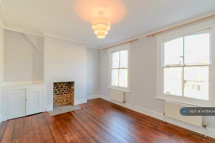 1 Bedroom Flat To Rent In Hunsdon Road, London, SE14