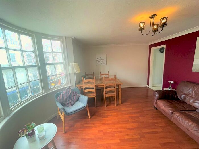 1 Bedroom Flat To Rent In St. James's Street, Brighton, BN2