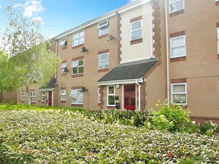 1 Bedroom Flat To Rent In Burns Avenue, Chadwell Heath, RM6