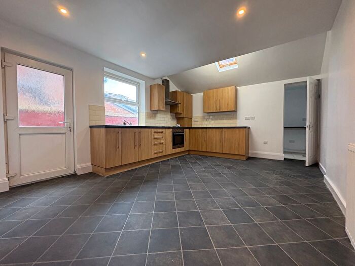 4 Bedroom End Terrace House To Rent In Westwell Grove, Blackpool, FY1