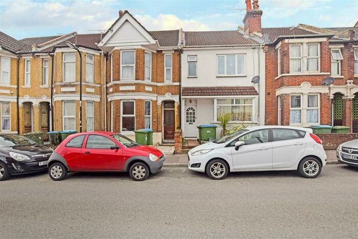 4 Bedroom Private Hall To Rent In Earls Road, Southampton, SO14