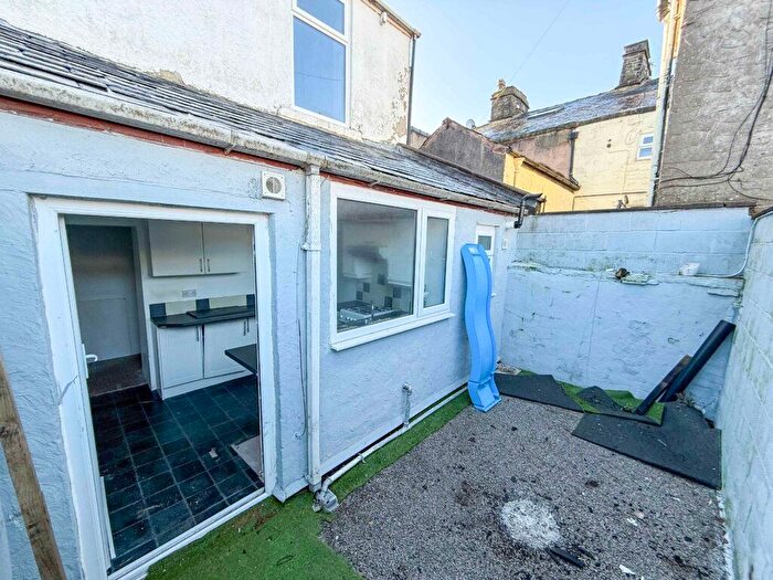 3 Bedroom End Of Terrace House For Sale In Dale Street, Haslingden, Rossendale, BB4