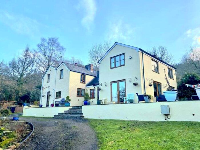 5 Bedroom Property For Sale In Lower Meend, St. Briavels, GL15