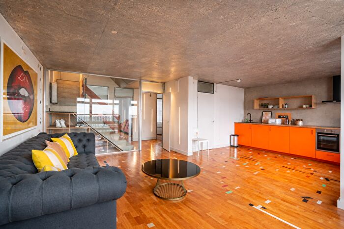 2 Bedroom Flat To Rent In Golborne Road, W10