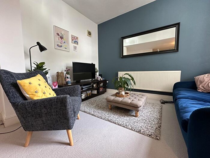 2 Bedroom Apartment To Rent In Warwick Place, Leamington Spa, CV32