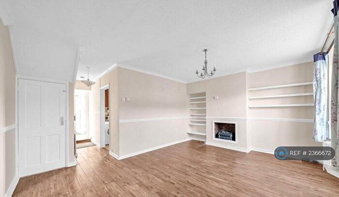 3 Bedroom Terraced House To Rent In Widecombe Road, London, SE9