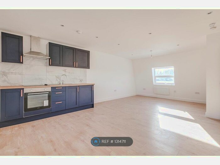 1 Bedroom Flat To Rent In Queens Road, London SE15