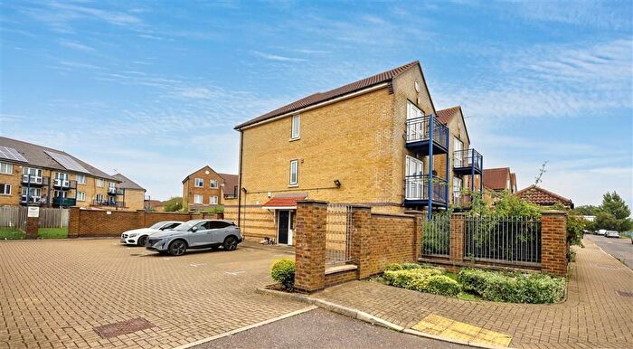 1 Bedroom Flat For Sale In Zambezi Drive, Edmonton, N9