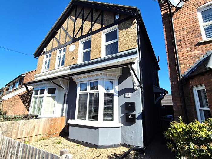 4 Bedroom Semi-Detached House To Rent In Annexe, Camp Road, St Albans, Hertfordshire, AL1