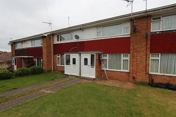 2 Bedroom Detached House To Rent In AmblesideSittingbourneKent, ME10