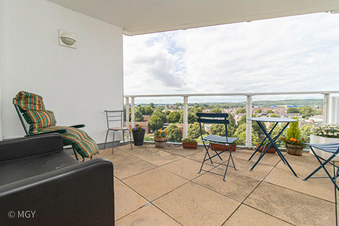 2 Bedroom Apartment To Rent In Marseille House, Century Wharf, Cardiff Bay, CF10