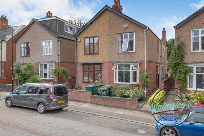 3 Bedroom Semi-Detached House For Sale In Mickleton Road, Earlsdon, Coventry, CV5