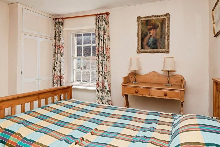 3 Bedroom End Of Terrace House For Sale In High Street, Marshfield, Chippenham, SN14