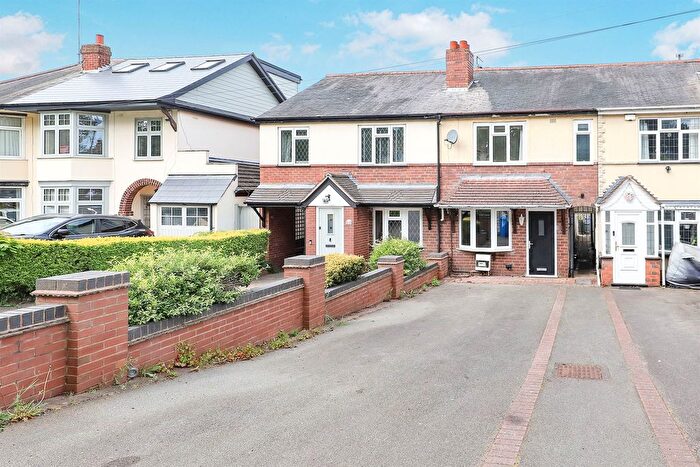 2 Bedroom Terraced House For Sale In Common Road, Wombourne, Wolverhampton, WV5