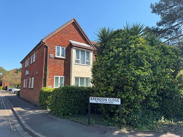 Studio To Rent In Brendon Close, Harlington, Hayes, UB3