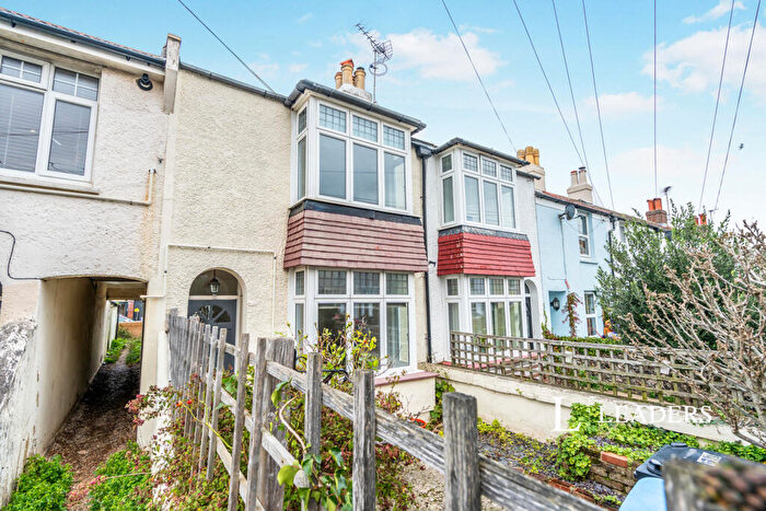 2 Bedroom Semi-Detached House To Rent In Wood Street, PO21