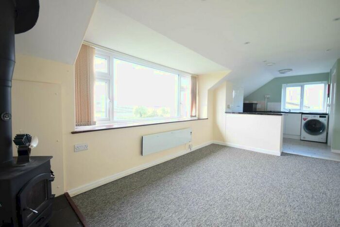 2 Bedroom Flat To Rent In The Granary, Horns Cross, Devon, EX39