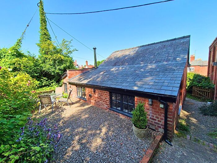 2 Bedroom Detached House For Sale In High Street, Pembridge, Leominster, Herefordshire, HR6