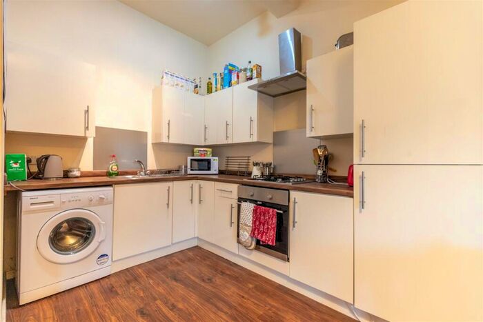 3 Bedroom Flat To Rent In £pppw - Claremont Road, Newcastle Upon Tyne, NE2