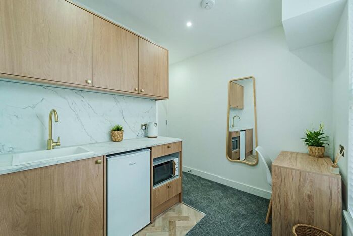Studio To Rent In Aldermans Drive, Room, Peterborough, Cambridgeshire, PE3