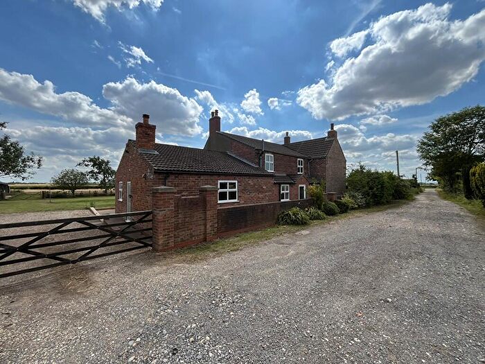 4 Bedroom Detached House To Rent In Mill Lane, Middle Rasen, LN8