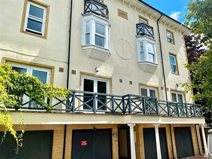 4 Bedroom Terraced House To Rent In Bramford Terrace, Westfield Park, Redland, Bristol, BS6