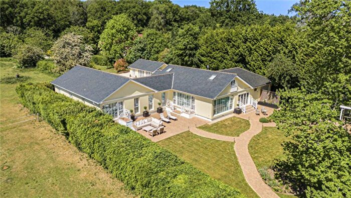 6 Bedroom Detached House For Sale In Marlow Common, Marlow, Buckinghamshire, SL7