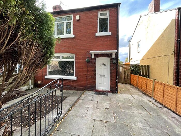 3 Bedroom Semi-Detached House To Rent In Albert Avenue, Worsley, Manchester, Greater Manchester, M28