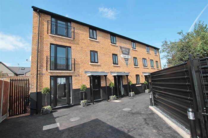 1 Bedroom Apartment To Rent In Coal Lofts, Princes Street, Southend On Sea, SS1