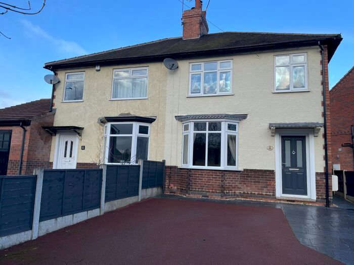 3 Bedroom Semi-Detached House To Rent In Hickton Road, Swanwick, Alfreton, DE55