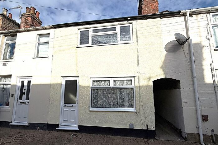 2 Bedroom Terraced House For Sale In Jacobs Street, NR32