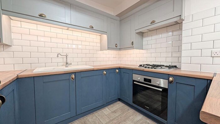 2 Bedroom Flat To Rent In London Road, Harrow, HA1