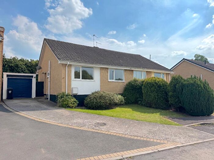 2 Bedroom Bungalow For Sale In Brookside Close, Paulton, Bristol, BS39