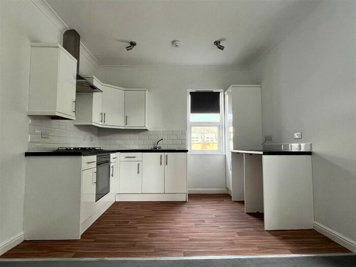 1 Bedroom Flat To Rent In Station Road, Sidcup, DA15