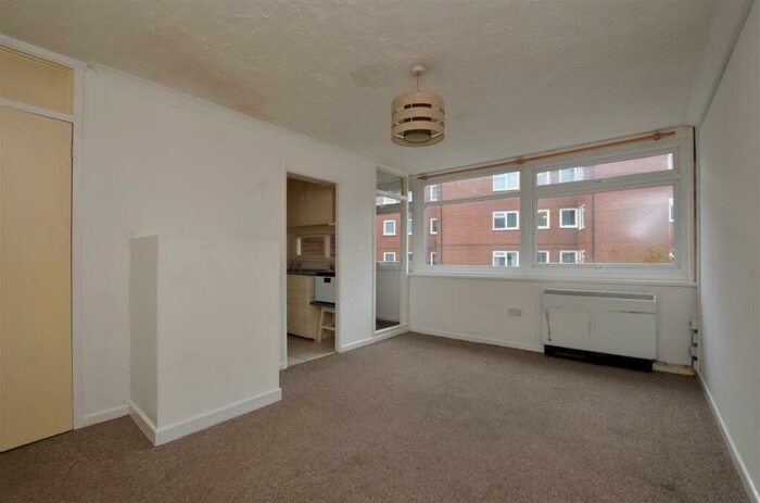 1 Bedroom Flat To Rent In Earlham House, Norwich, NR2