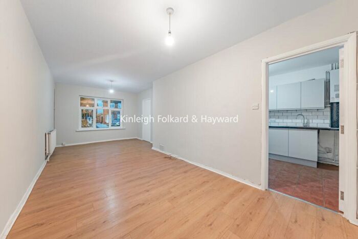 3 Bedroom House To Rent In Calvin Close, Orpington, Kent, BR5