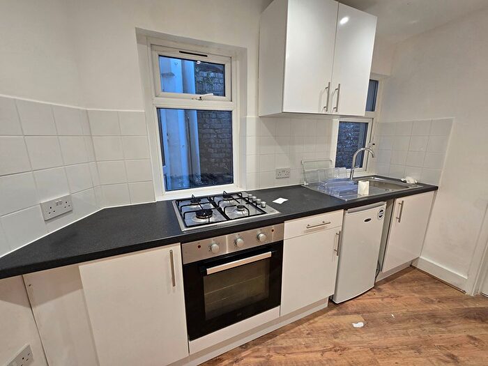 Studio To Rent In Harrow Road, Willesden, NW10