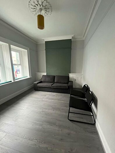 5 Bedroom Terraced House To Rent In North Luton Place, Cardiff, CF24