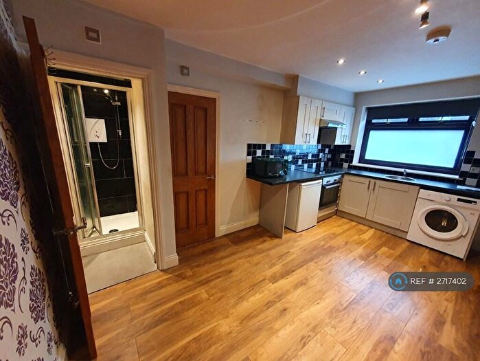 Studio To Rent In The Brent, Dartford, DA1