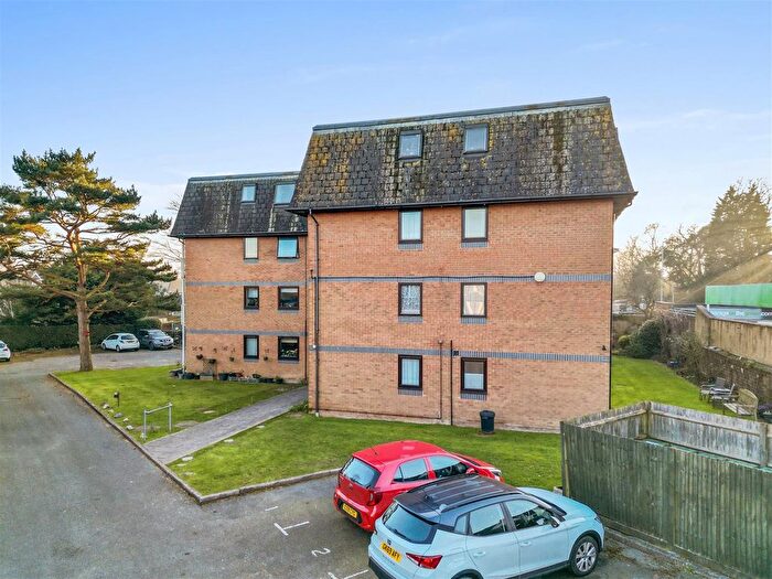 2 Bedroom Flat To Rent In Springfield Road, St. Leonards-On-Sea, TN38